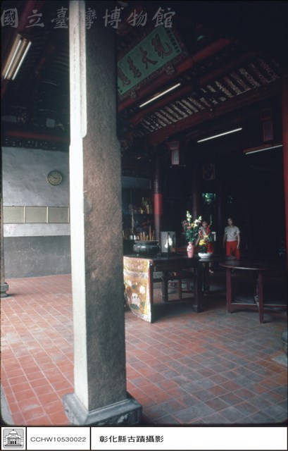 拜亭左側藏品圖，第1張