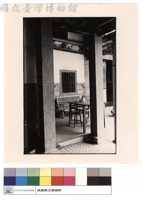 大廳右觀大廳藏品圖，第1張
