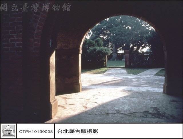 馬偕墓淡江中學藏品圖，第1張
