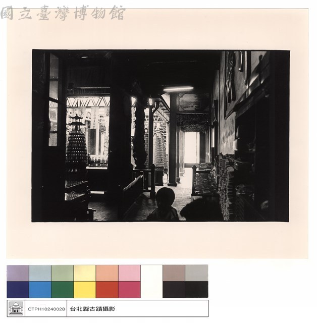 右迴廊藏品圖，第1張
