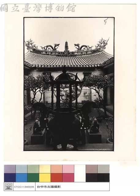 右迴廊窗特寫藏品圖，第1張