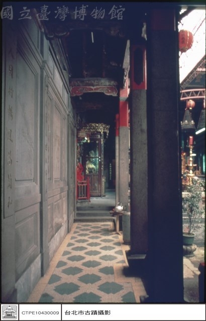 右迴廊藏品圖，第1張