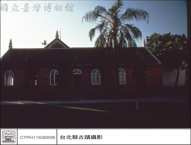 右廂側牆藏品圖，第1張