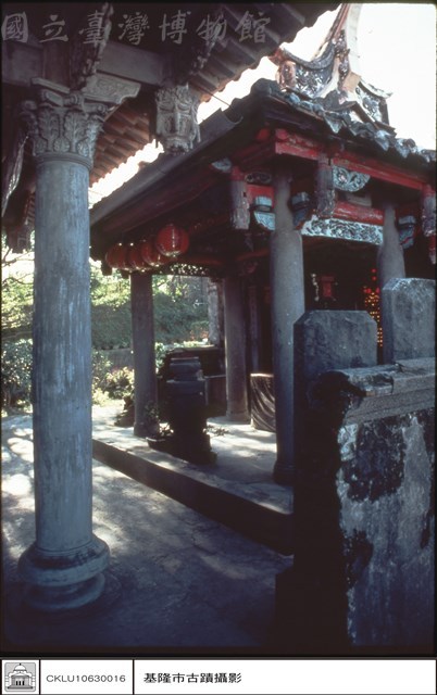 正門(右側)藏品圖，第1張