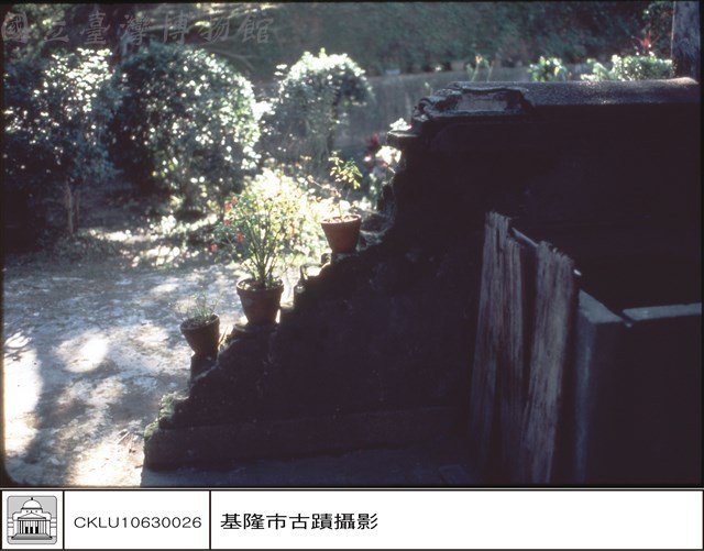左邊牆藏品圖，第1張
