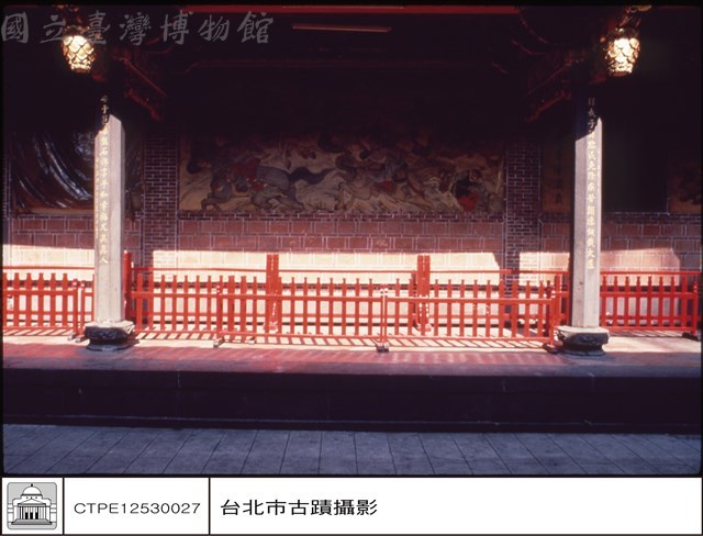 大殿左側藏品圖，第1張