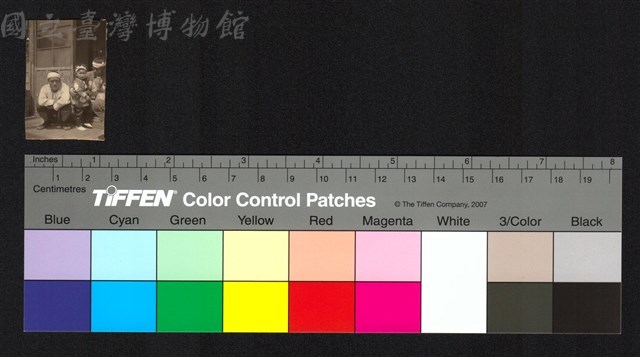 人物側拍藏品圖，第1張