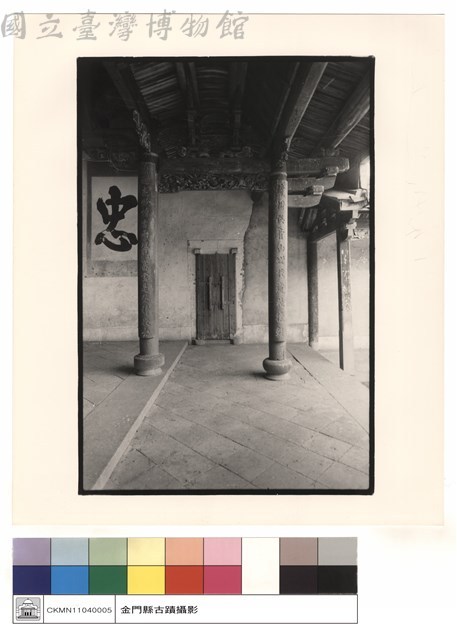 右牆藏品圖，第1張