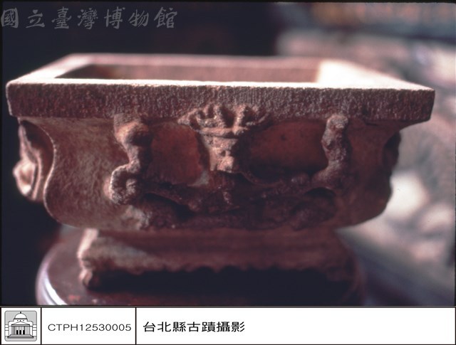 石香爐藏品圖，第1張