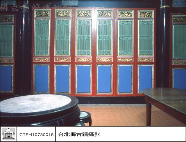 二進大廳內藏品圖，第1張