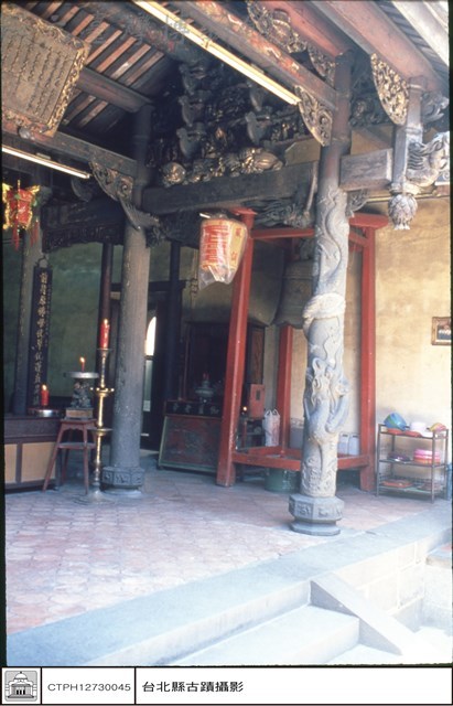 大殿石柱藏品圖，第1張