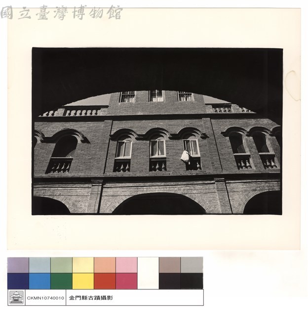 民宅窗藏品圖，第1張