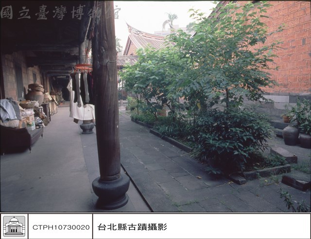 右廂迴廊藏品圖，第1張
