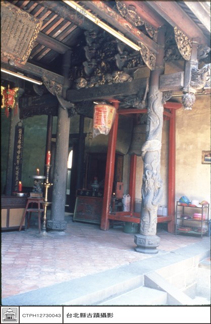 大殿石柱藏品圖，第1張