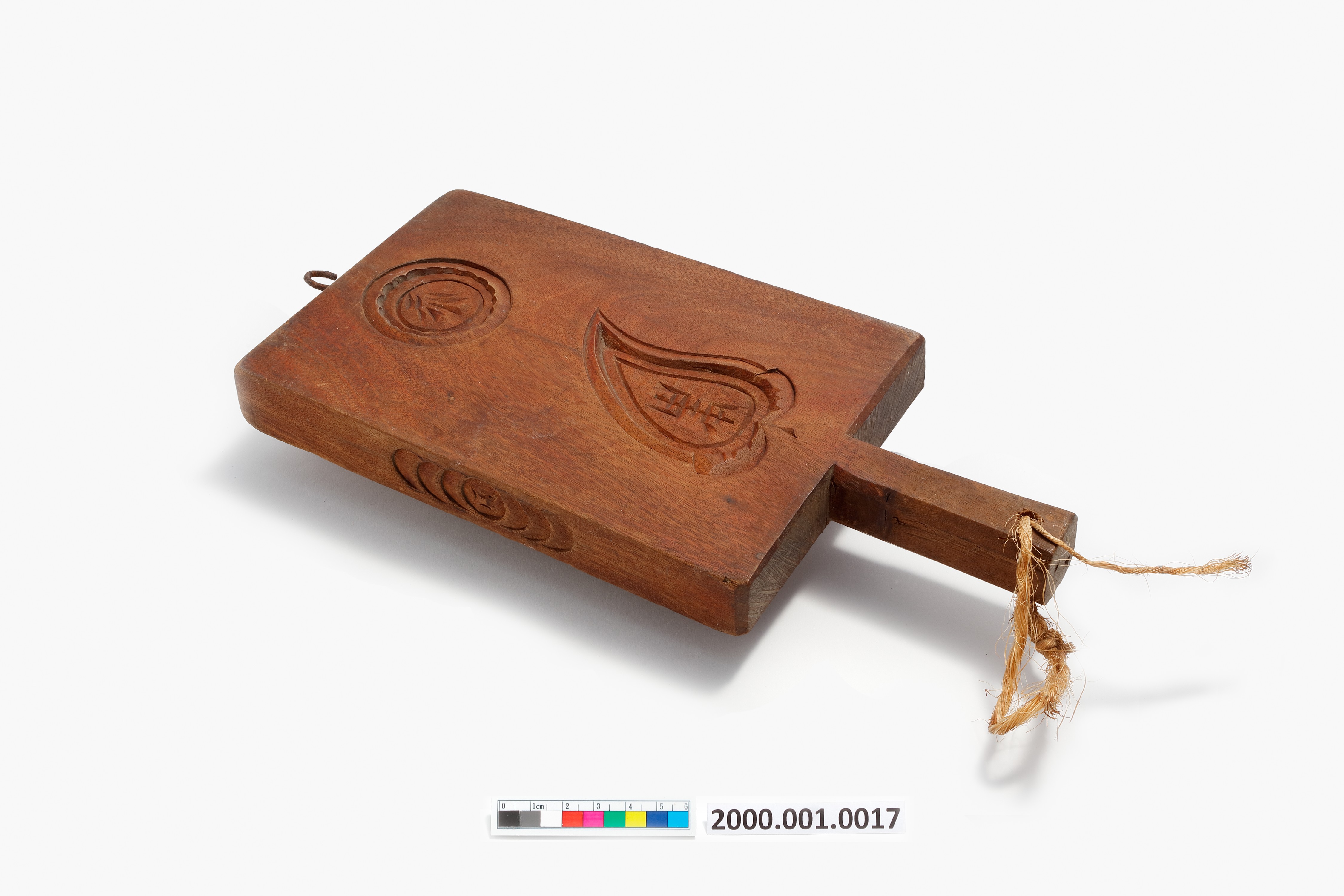 長方形三面雕龜桃連錢紋帶柄粿印 (共7張)