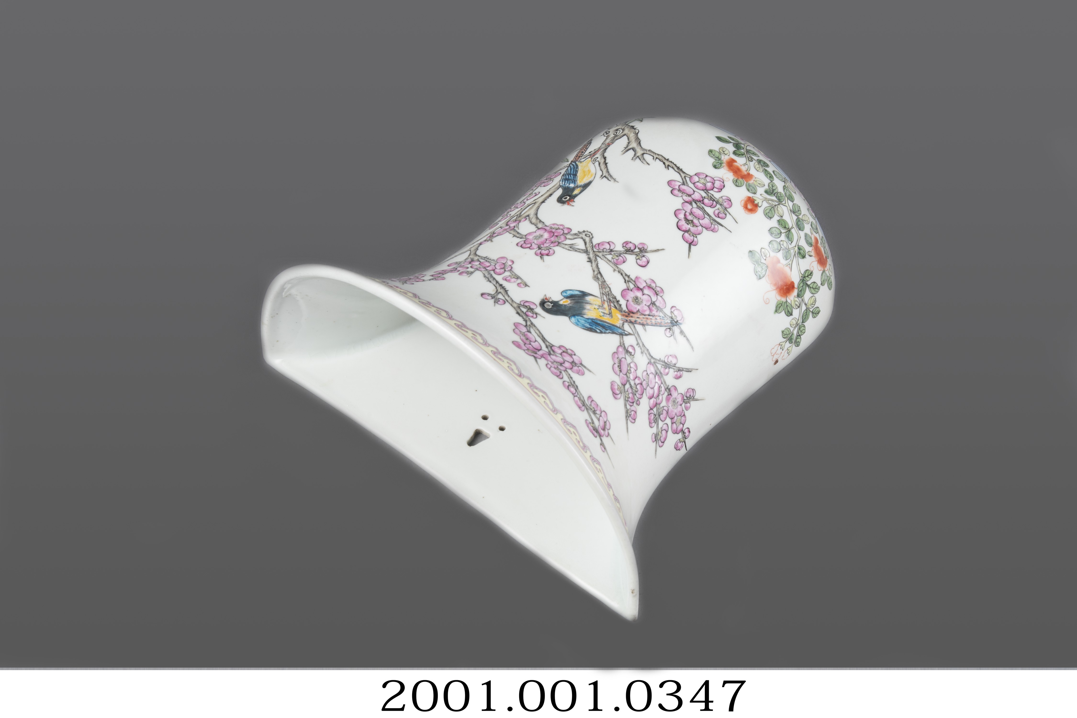 粉彩花鳥壁瓶 (共7張)