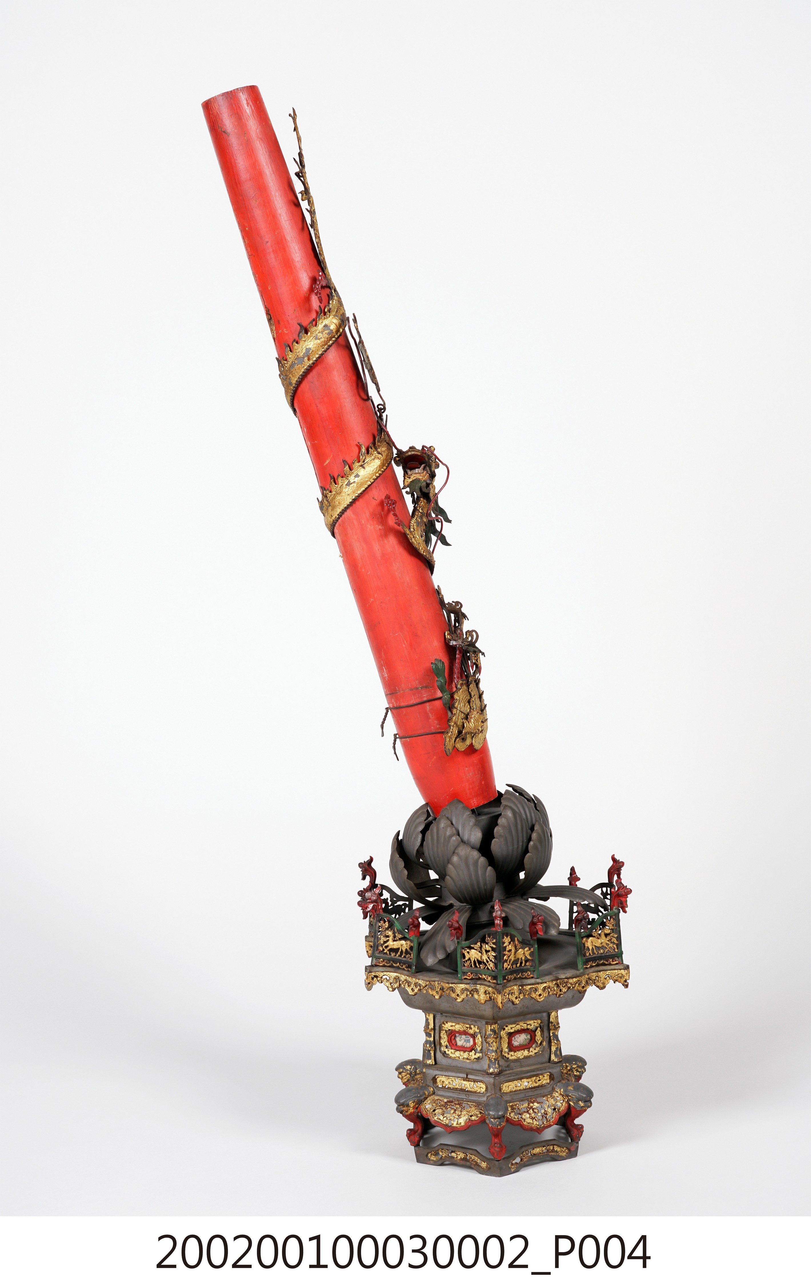 錫製八仙龍燭臺 (共5張)