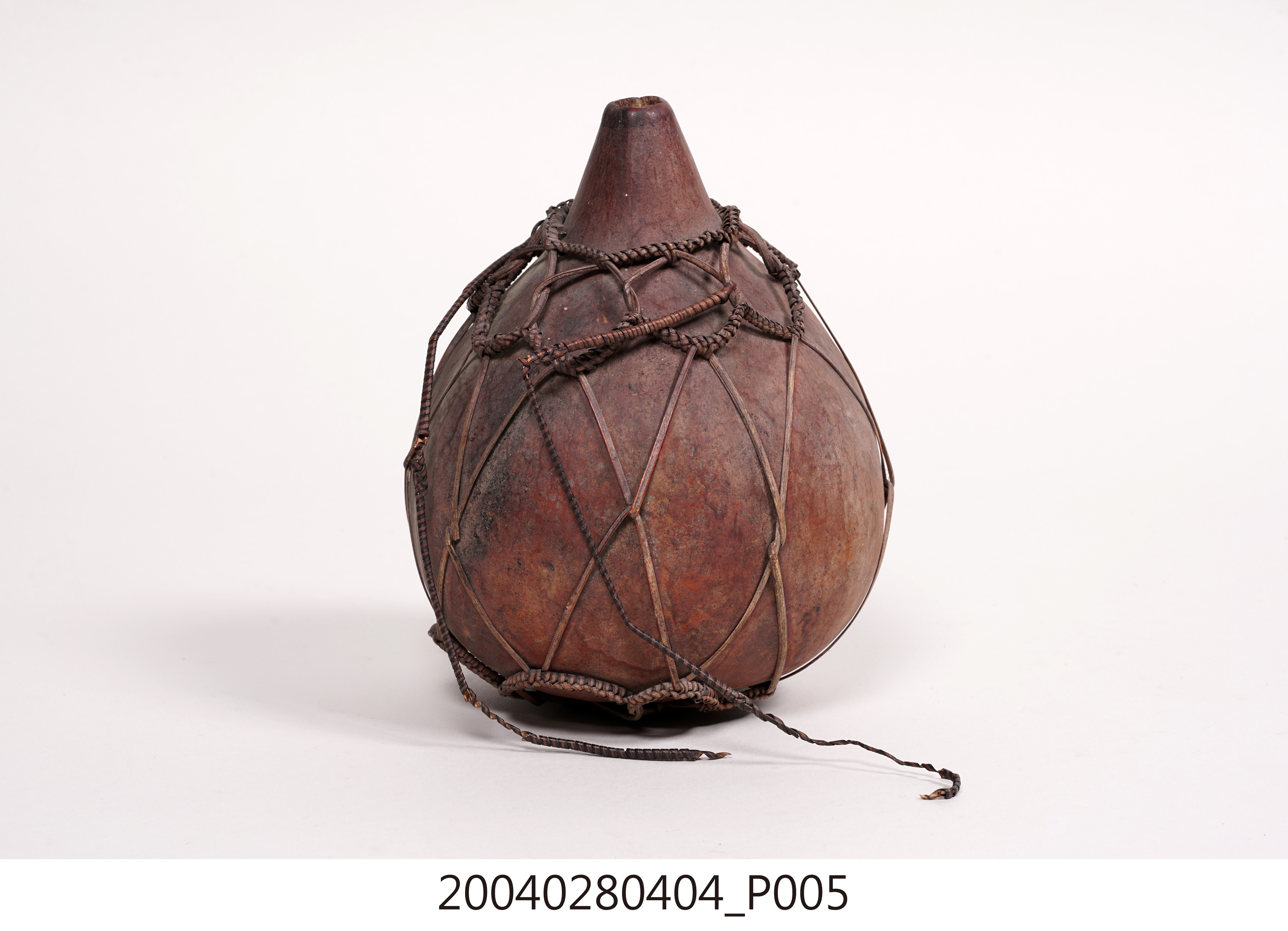 泰雅族葫蘆水壺 (共14張)