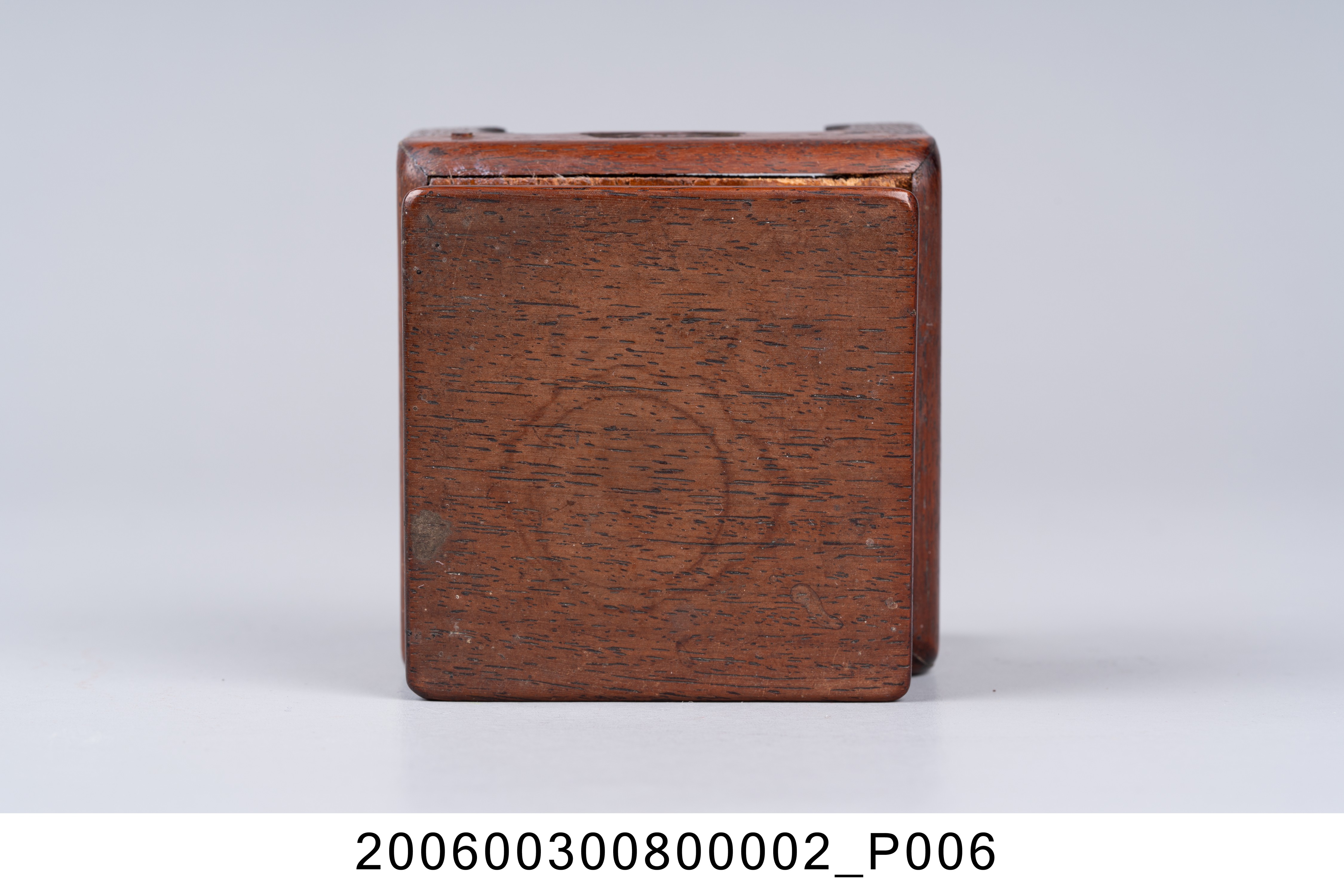 木製小方椅 (共9張)