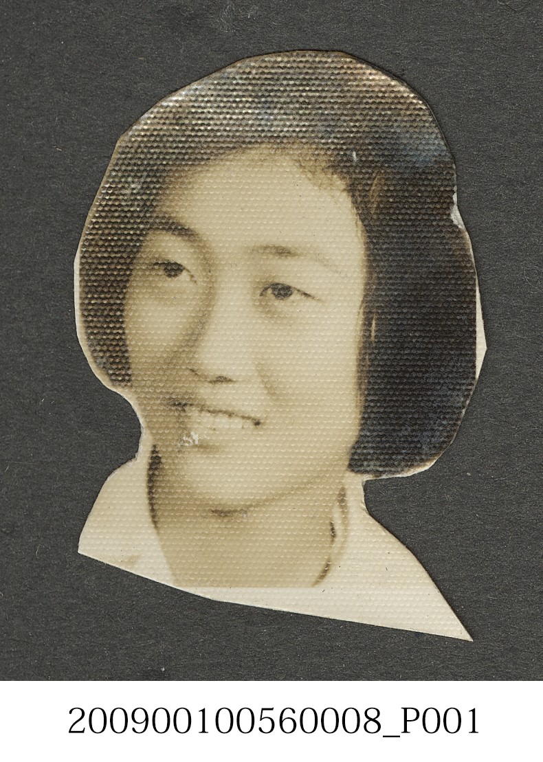 女子大頭照 (共3張)