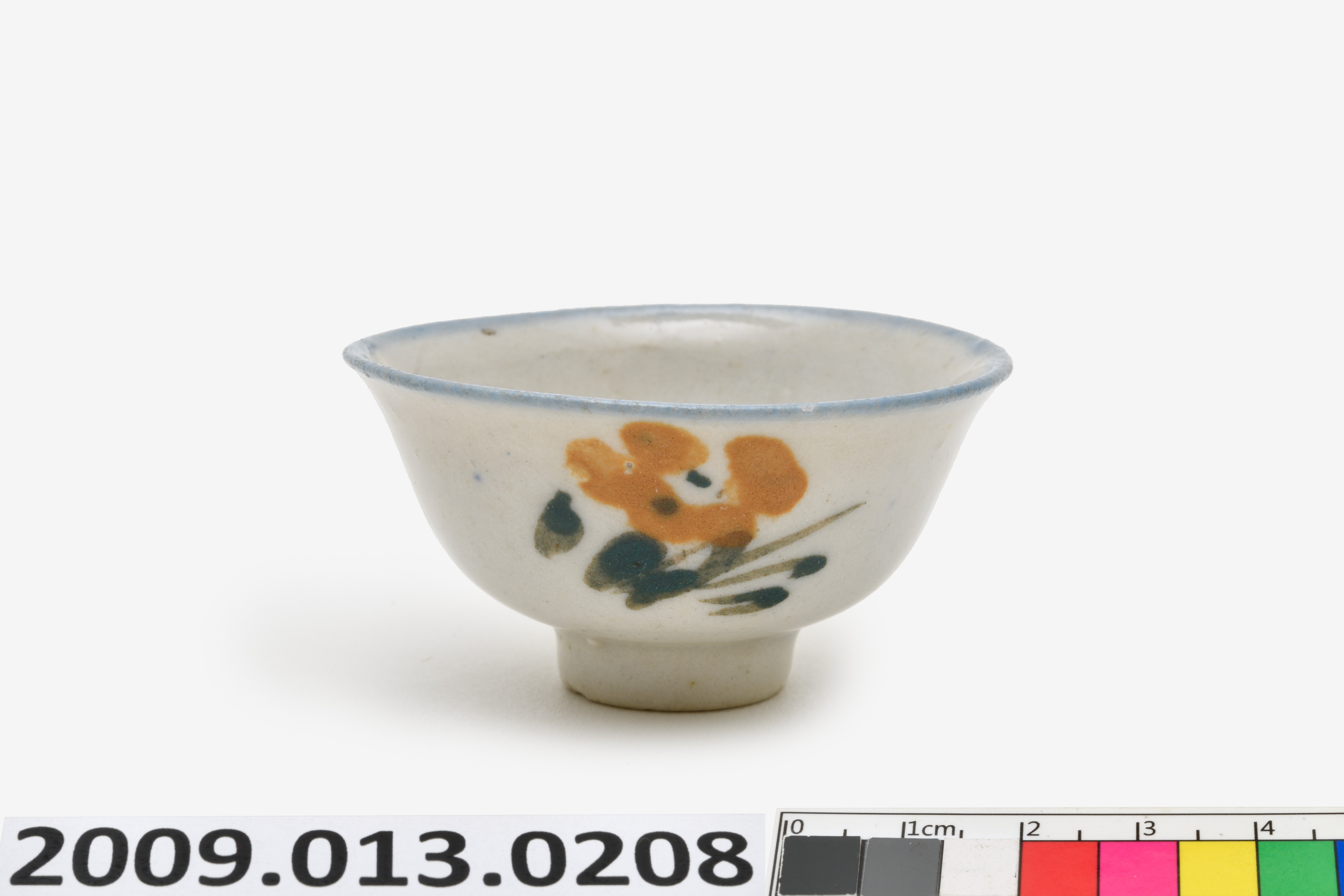青花彩繪花卉紋小杯 (共10張)