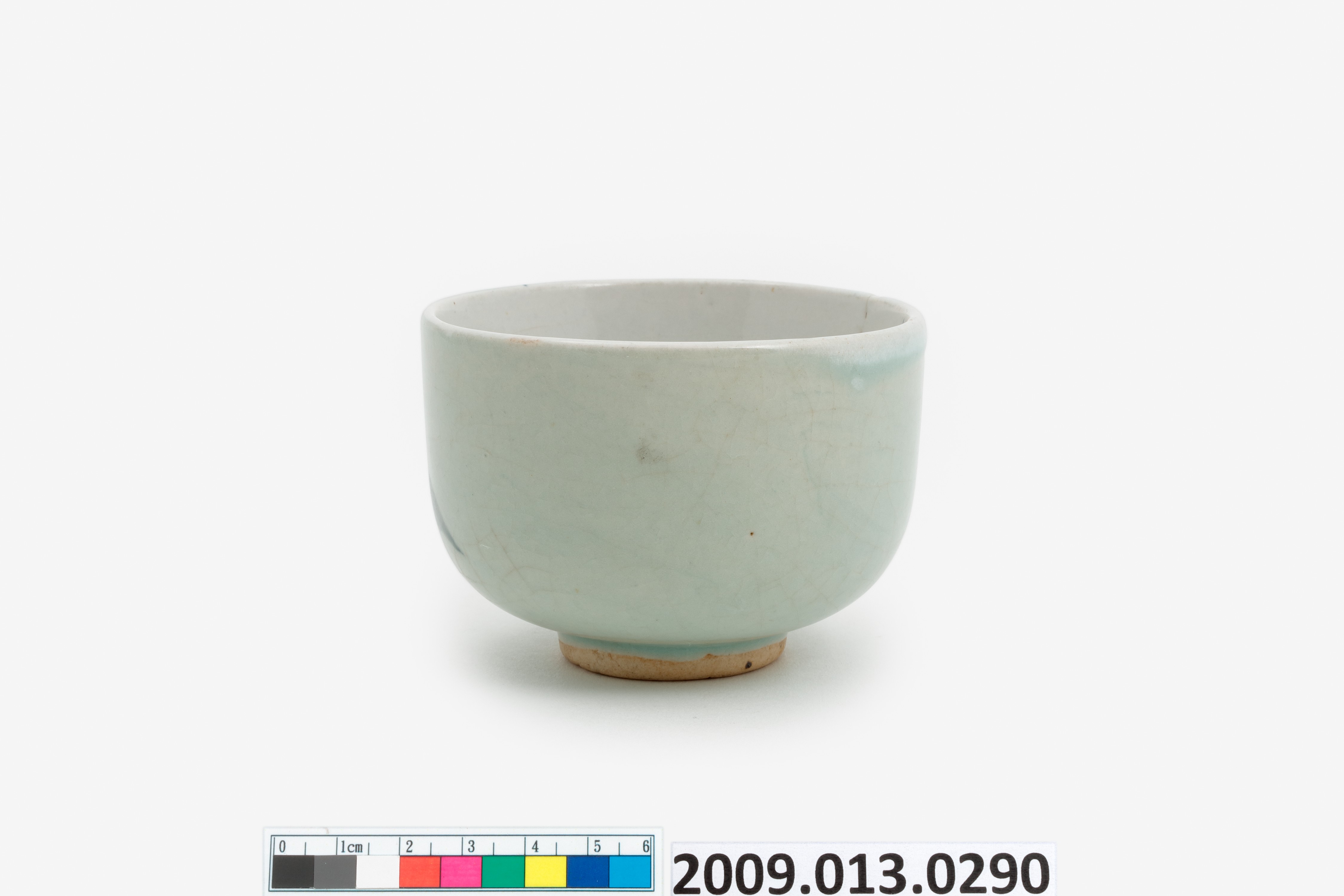 青花粉紅彩茶杯 (共11張)