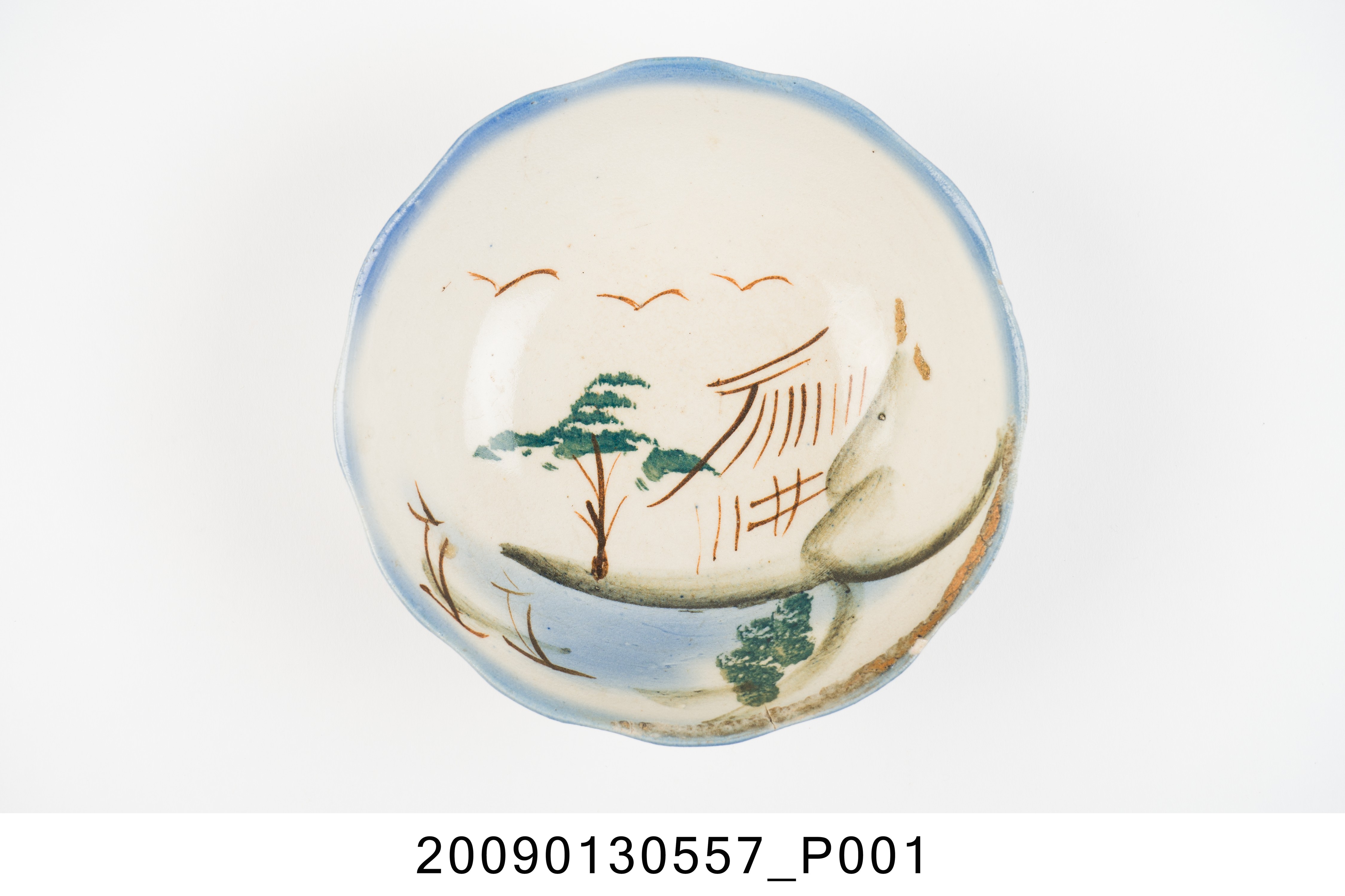 彩繪湖景紋菱花口碗 (共7張)
