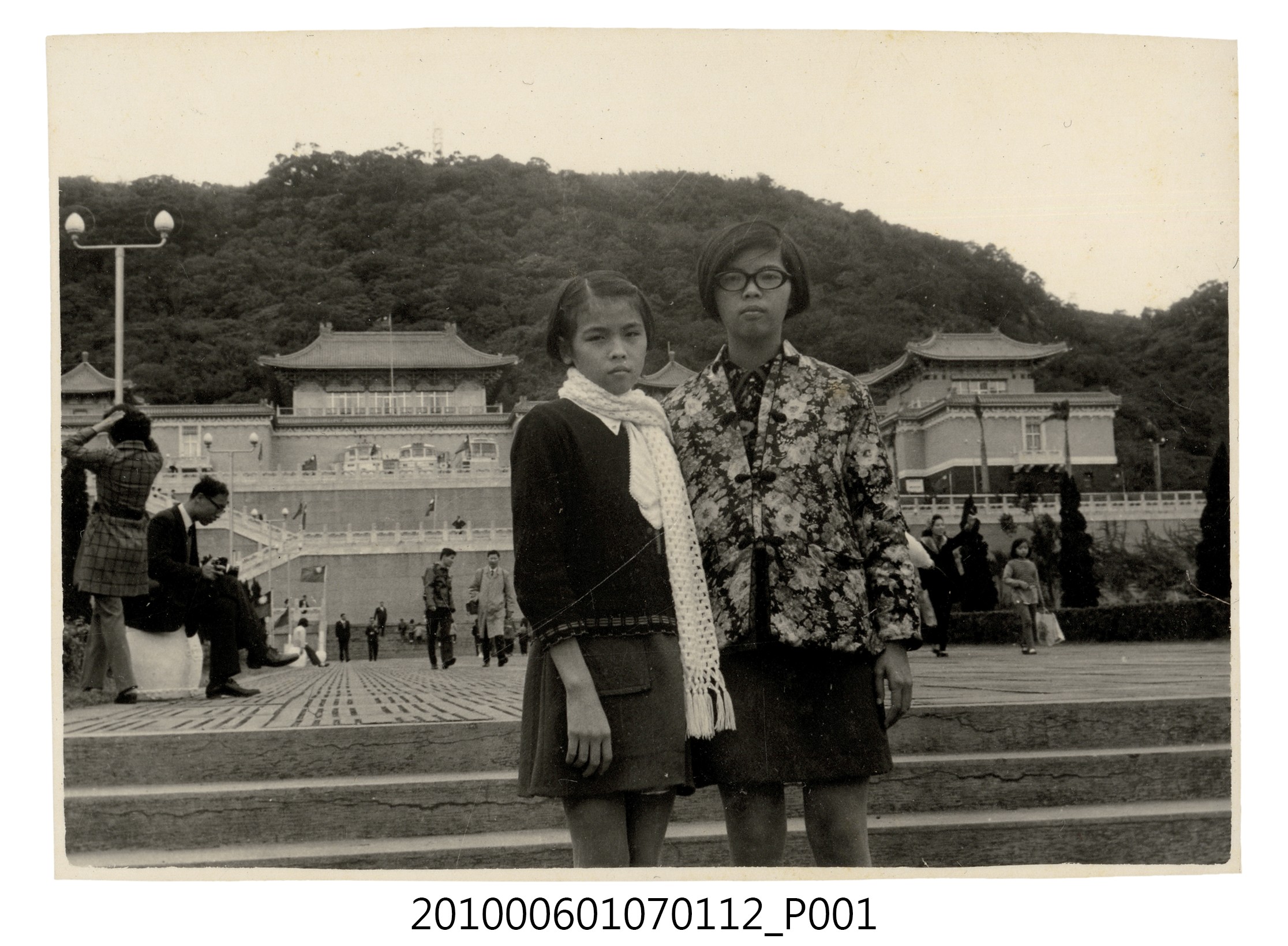 1972年元旦全家故宮博物院遊覽4 (共2張)