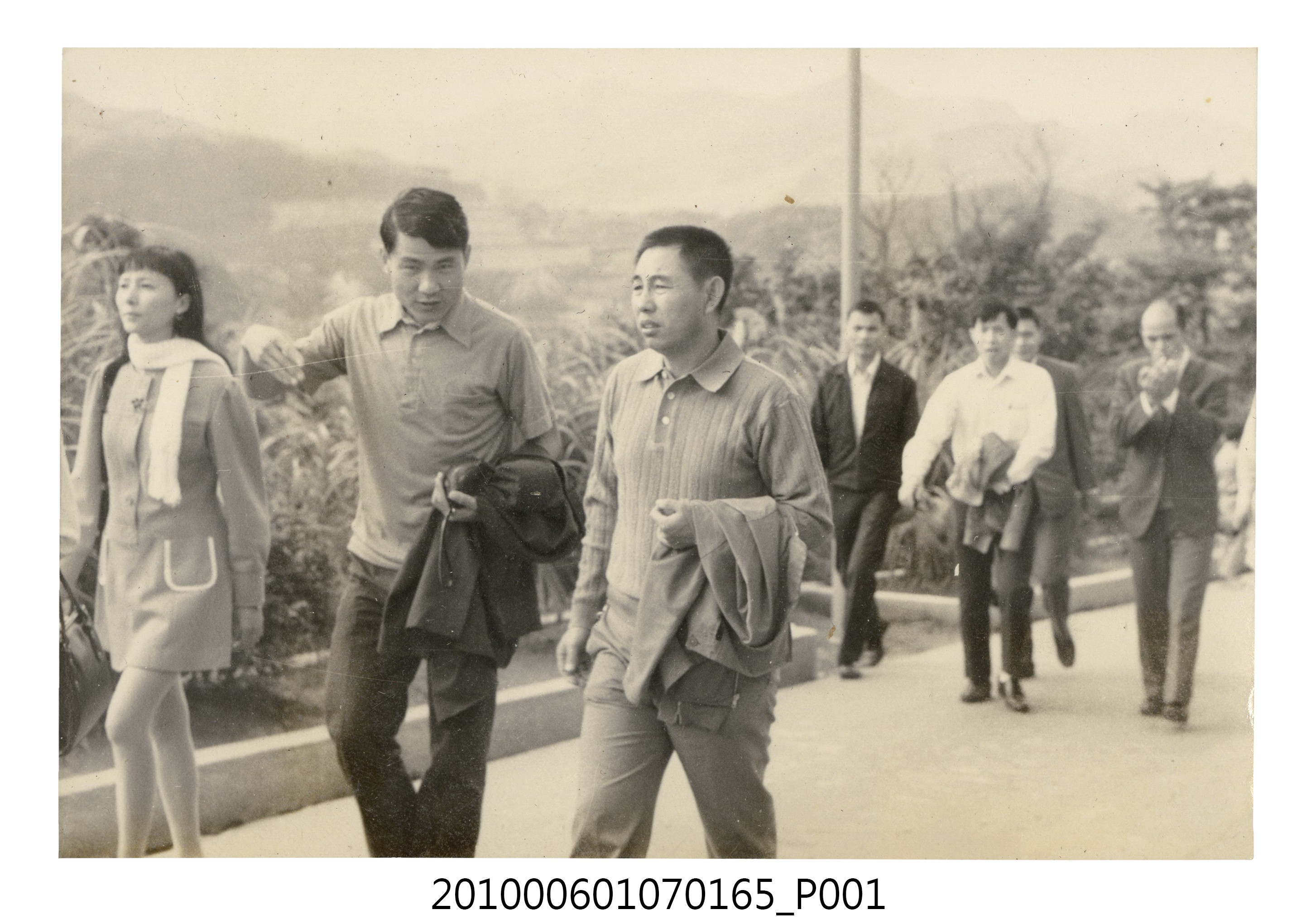 民國61年12月10日臺北師專夜間部郊遊剪影 (共2張)