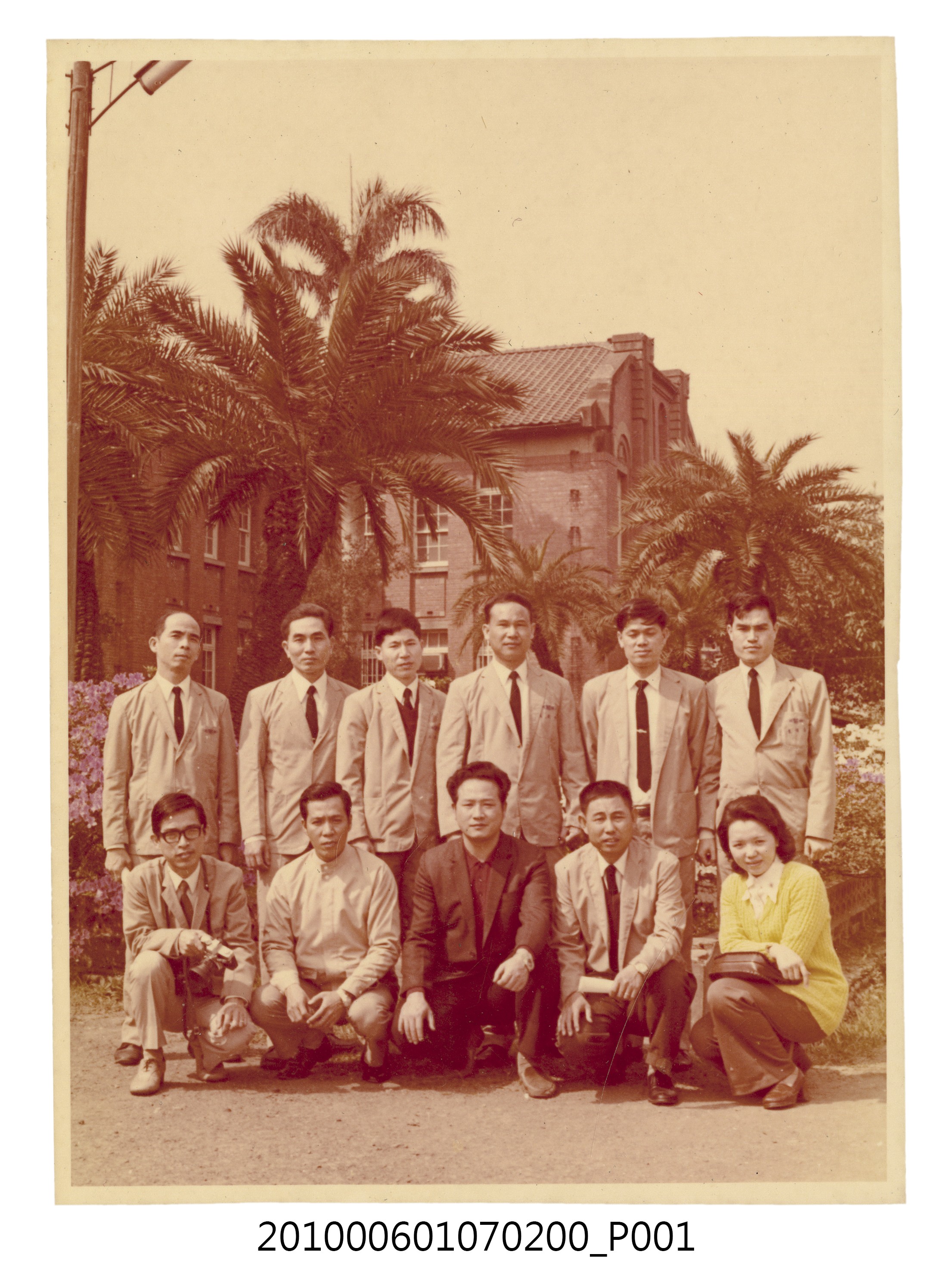 62年3月臺灣省立臺北師範專科學校團體合照1 (共2張)