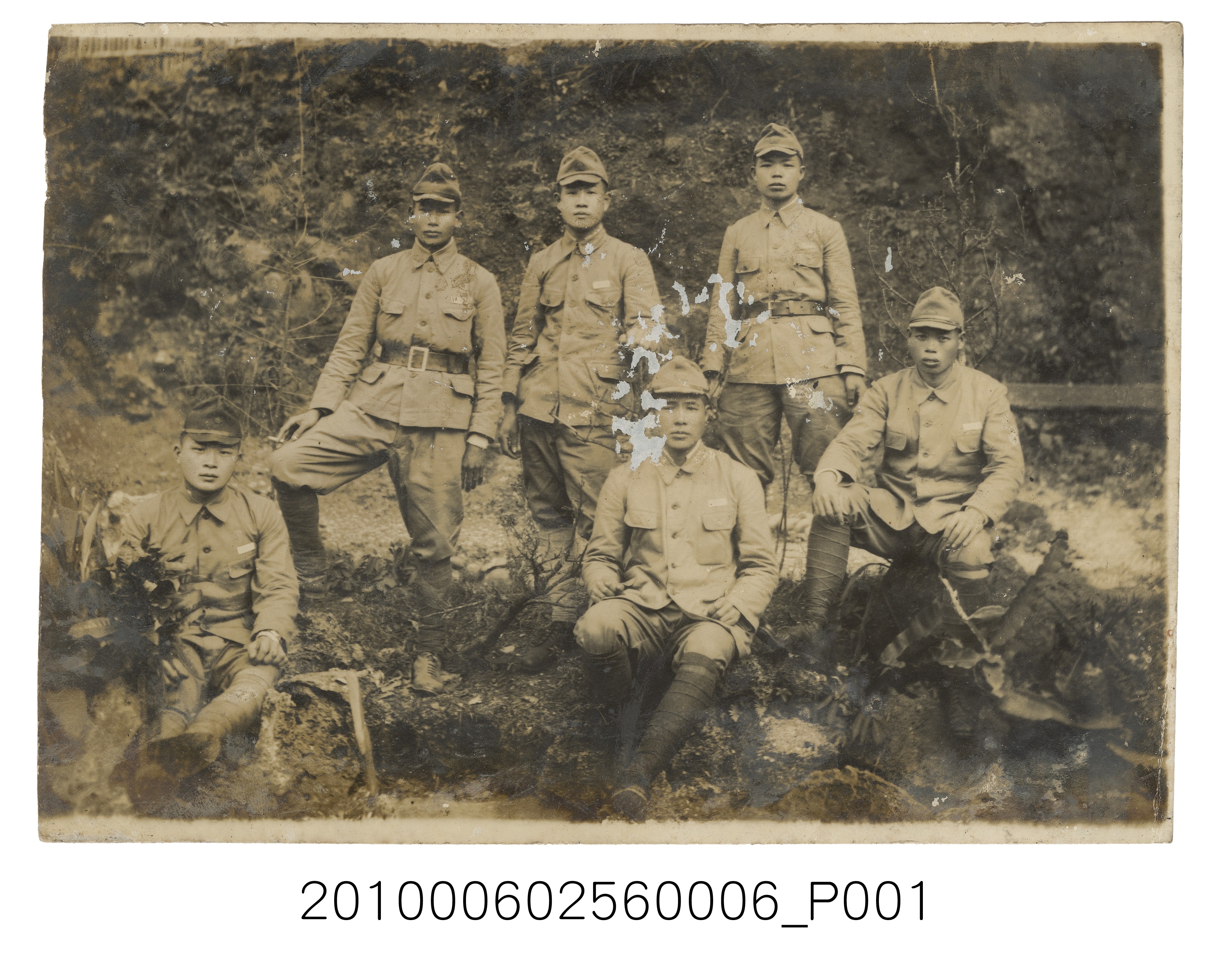六位軍人合照 (共3張)