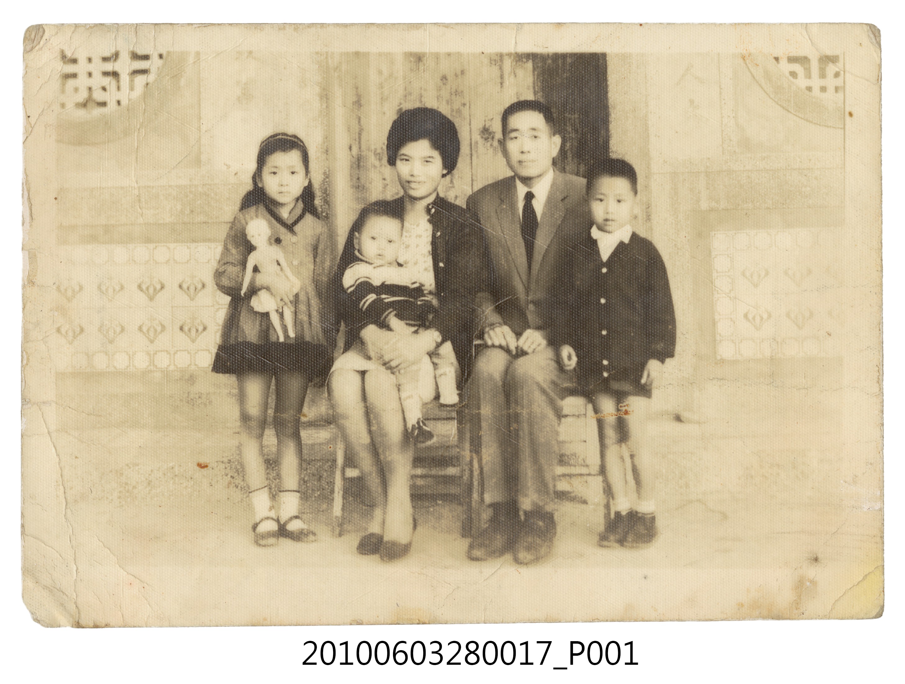 5人合照 (共2張)