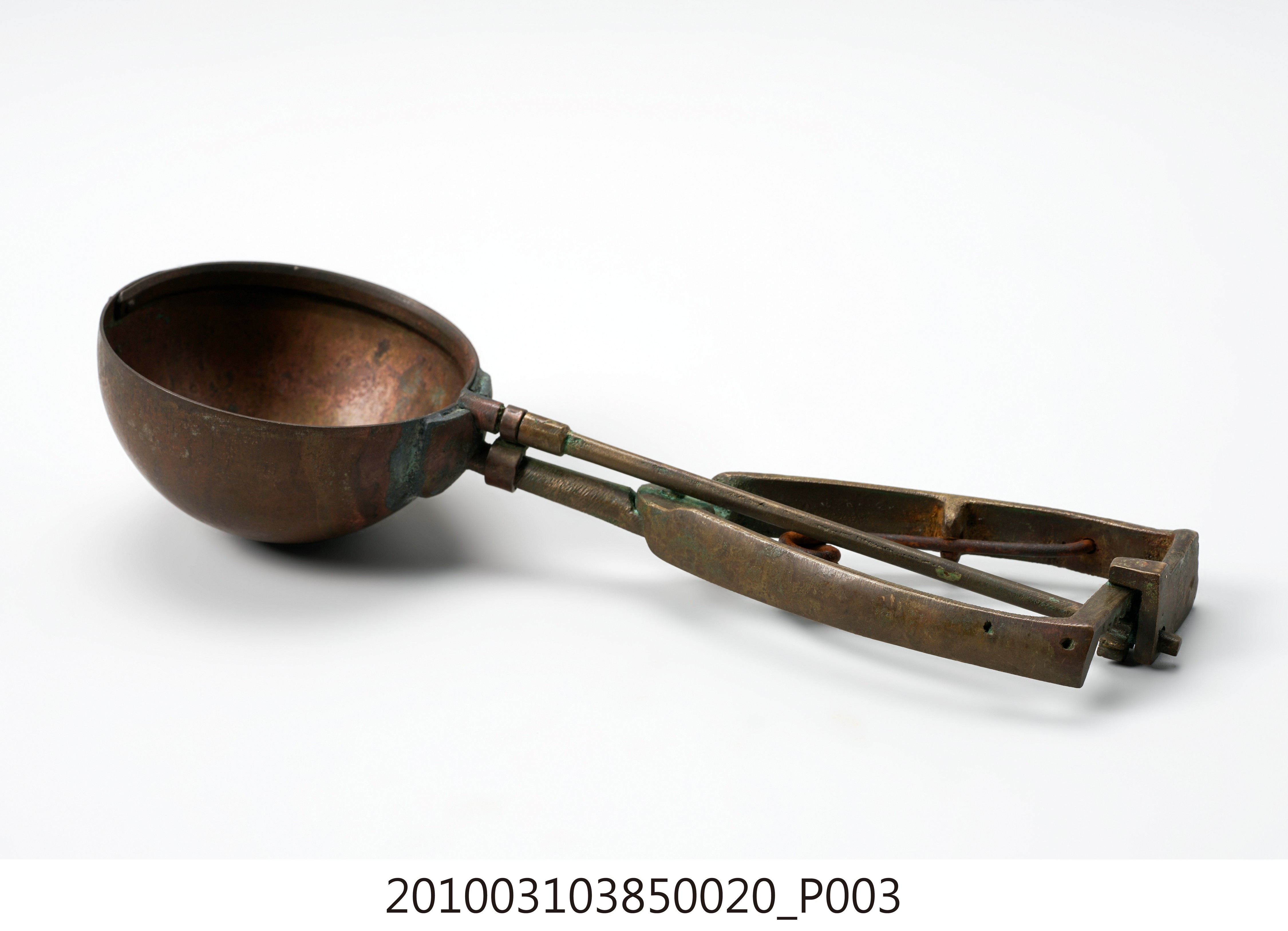 23號銅冰杓 (共8張)
