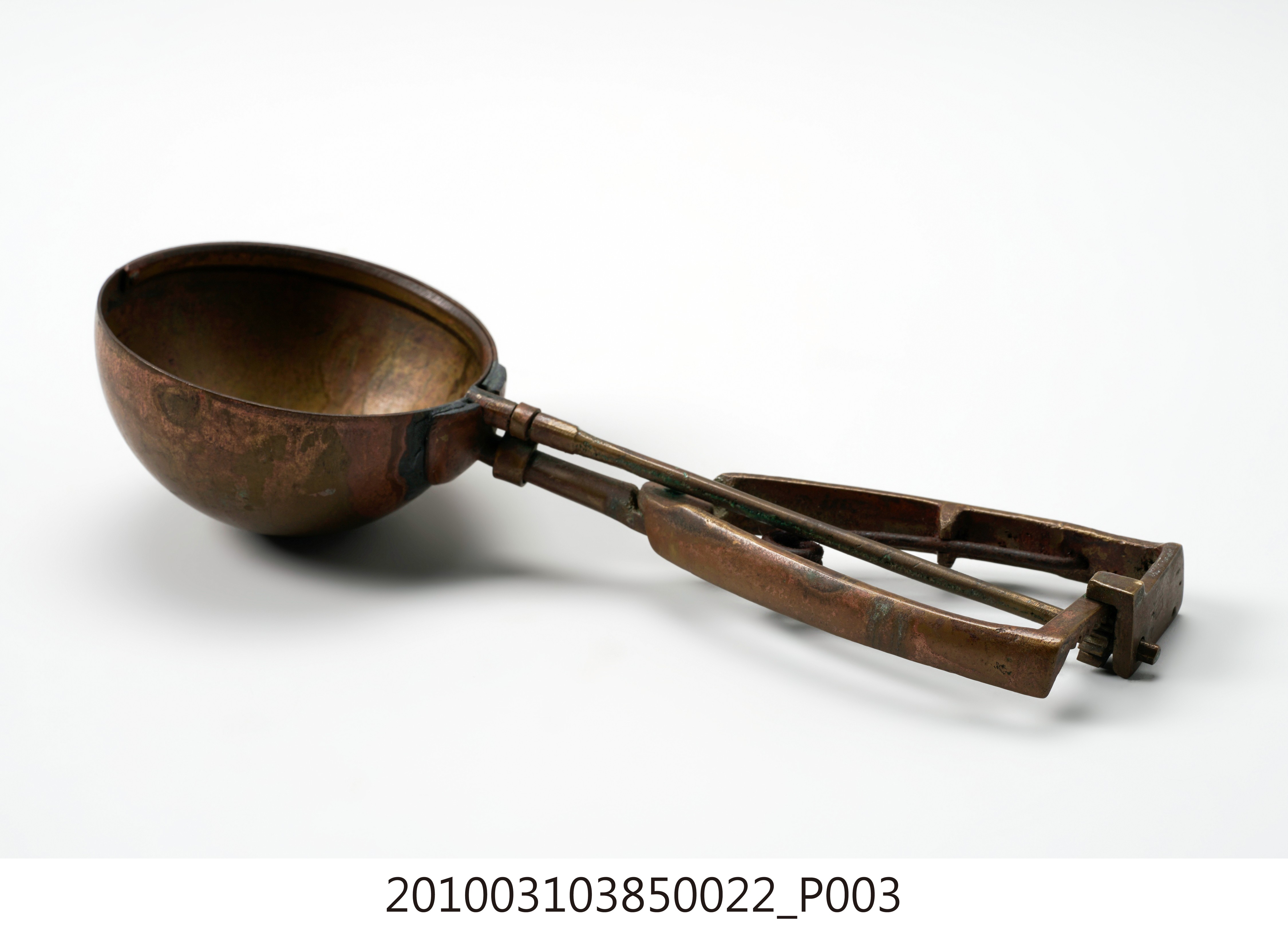 大銅冰杓 (共8張)
