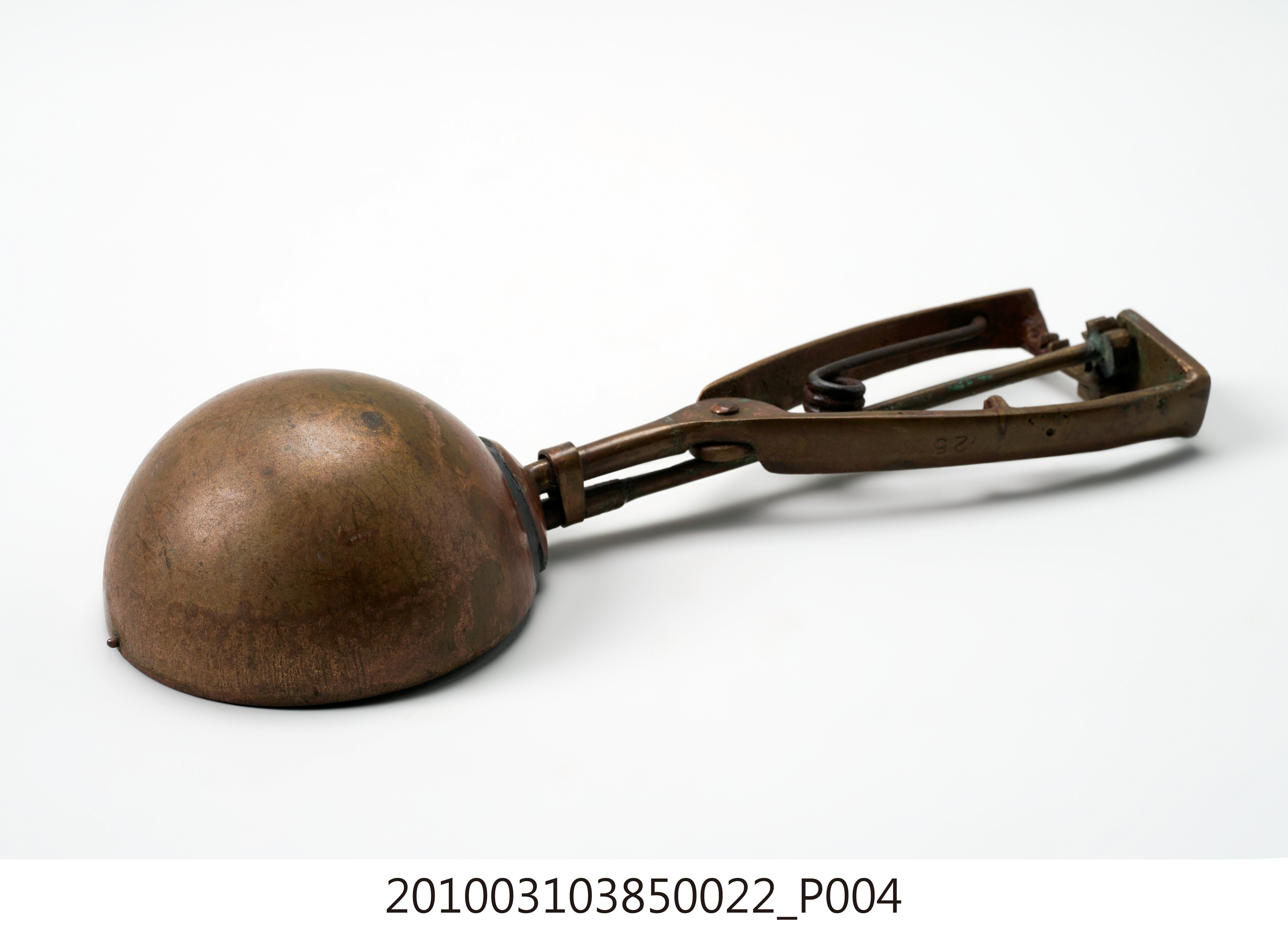 大銅冰杓 (共8張)