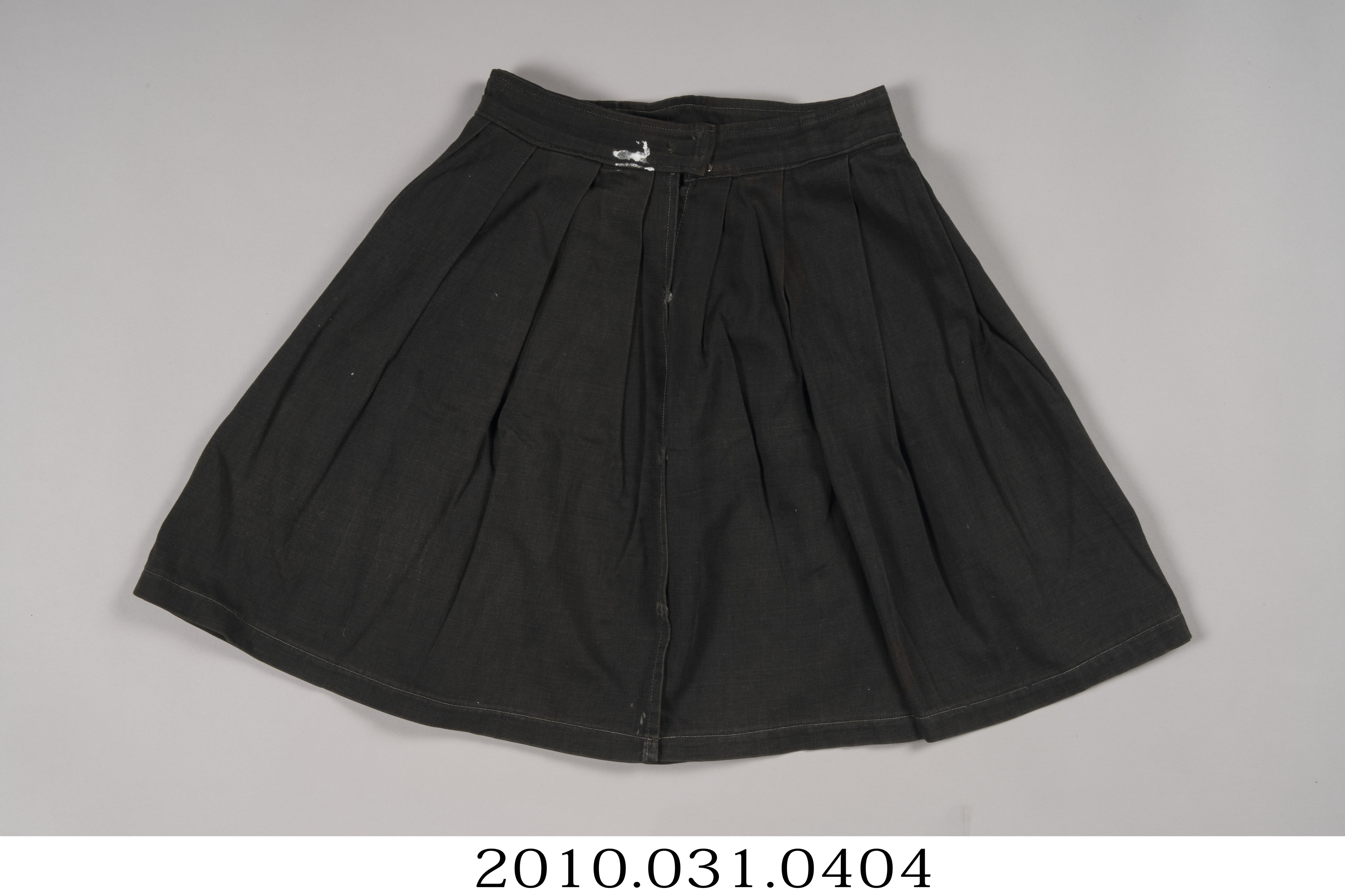 小學女童制服褶裙 (共5張)