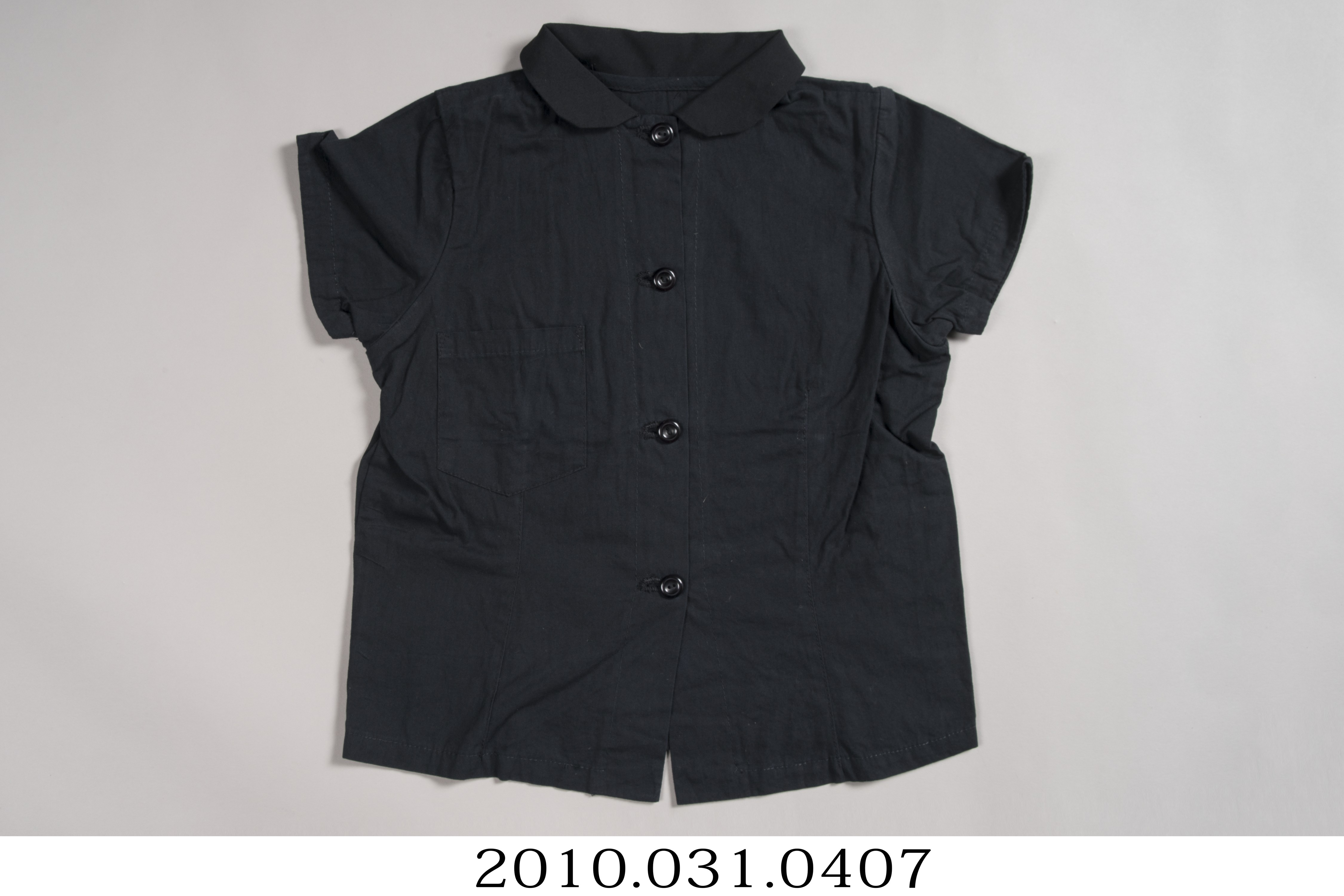 黑棉質小圓領襯衫 (共4張)