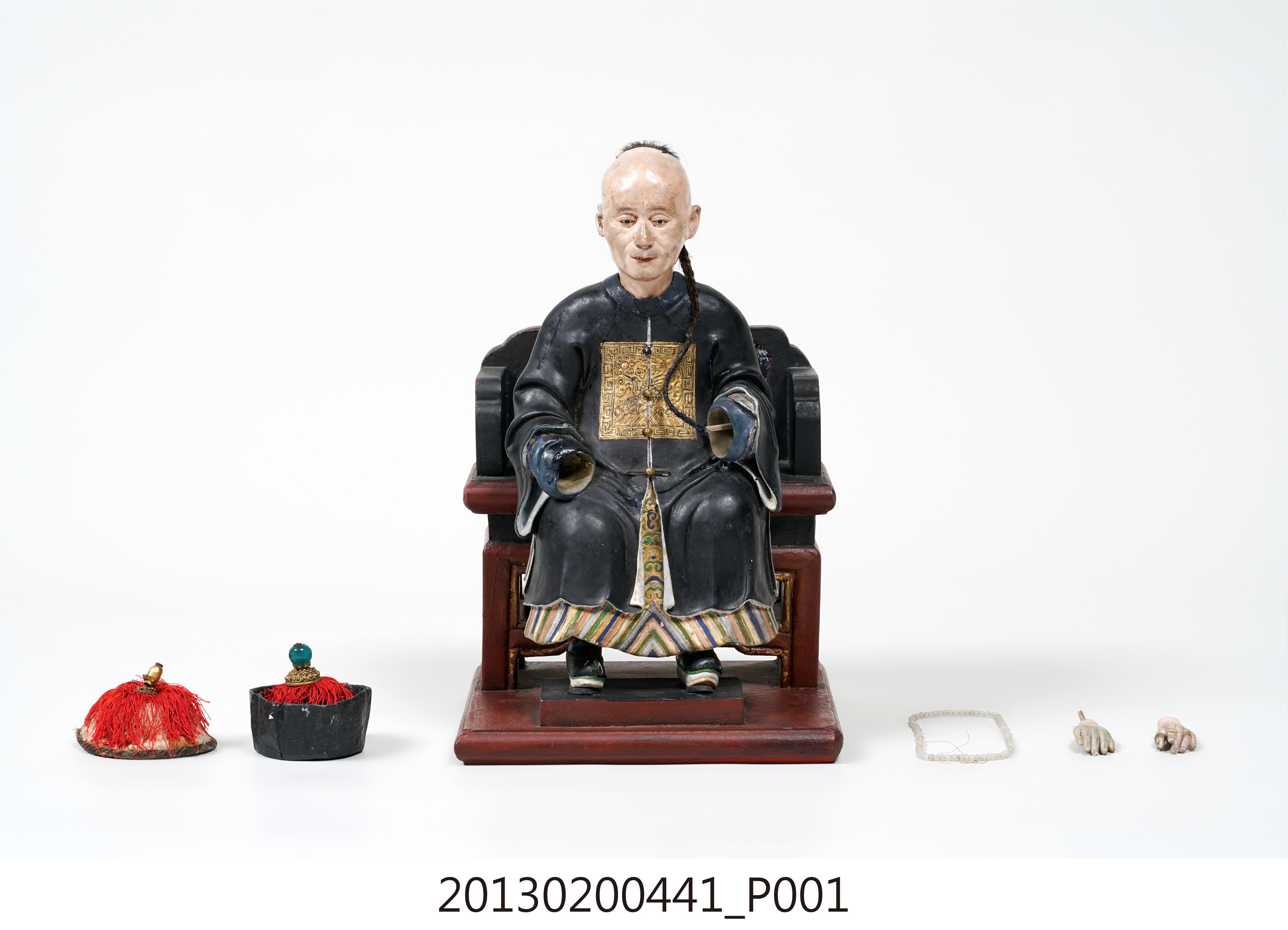 新竹周玉樹官服泥塑像與冬夏帽組 (共9張)