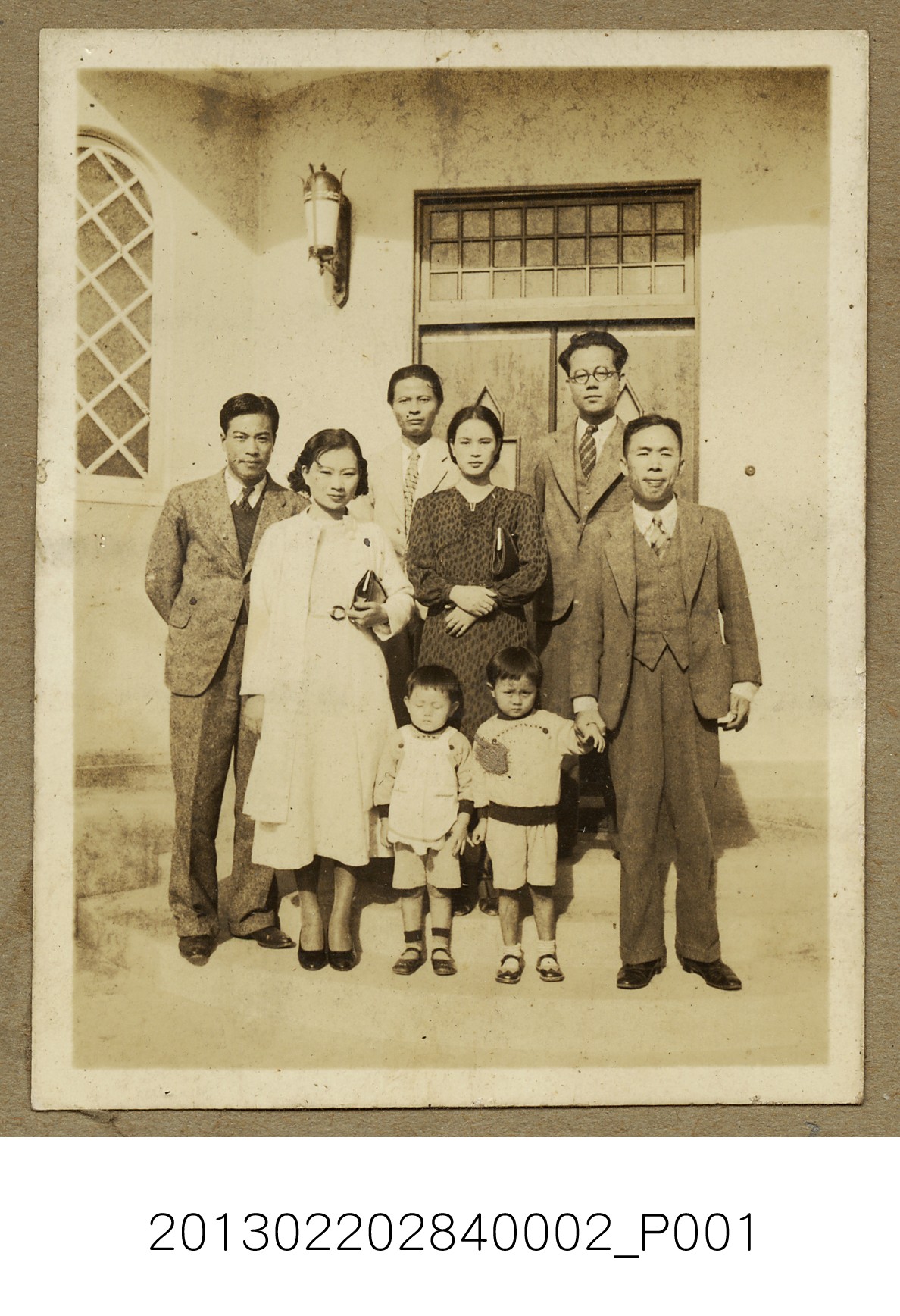 昭和12年11月張星賢夫婦等人嘉義林邸合照2 (共2張)