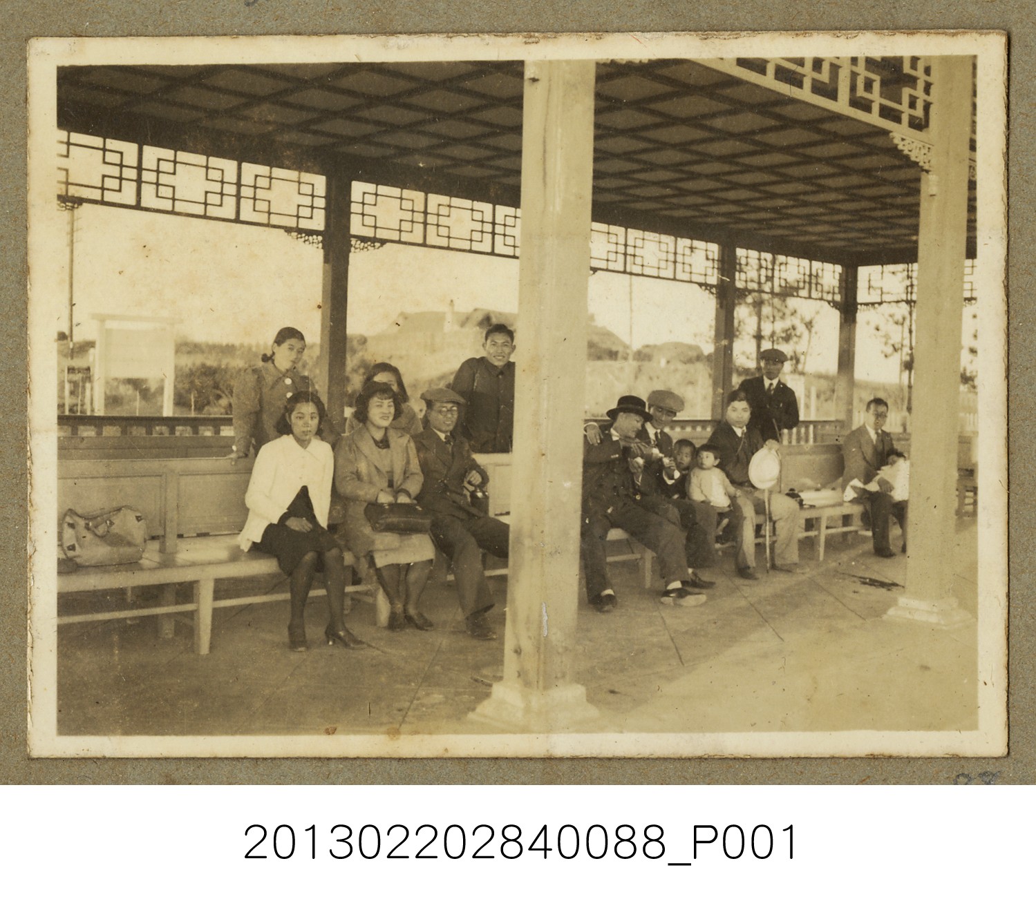 昭和13年10月30日土地課員東陵健行7 (共2張)