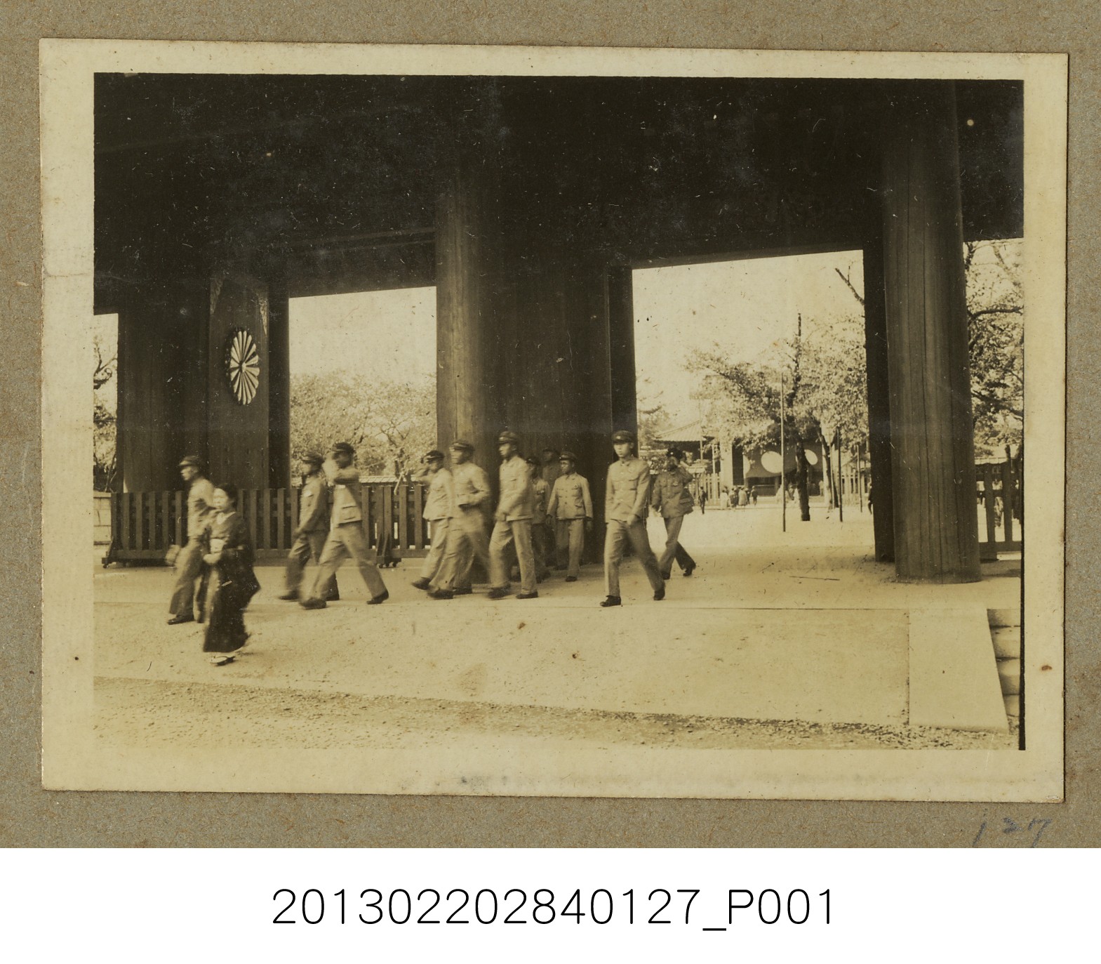 昭和14年10月神宮競技出場剪影 (共2張)