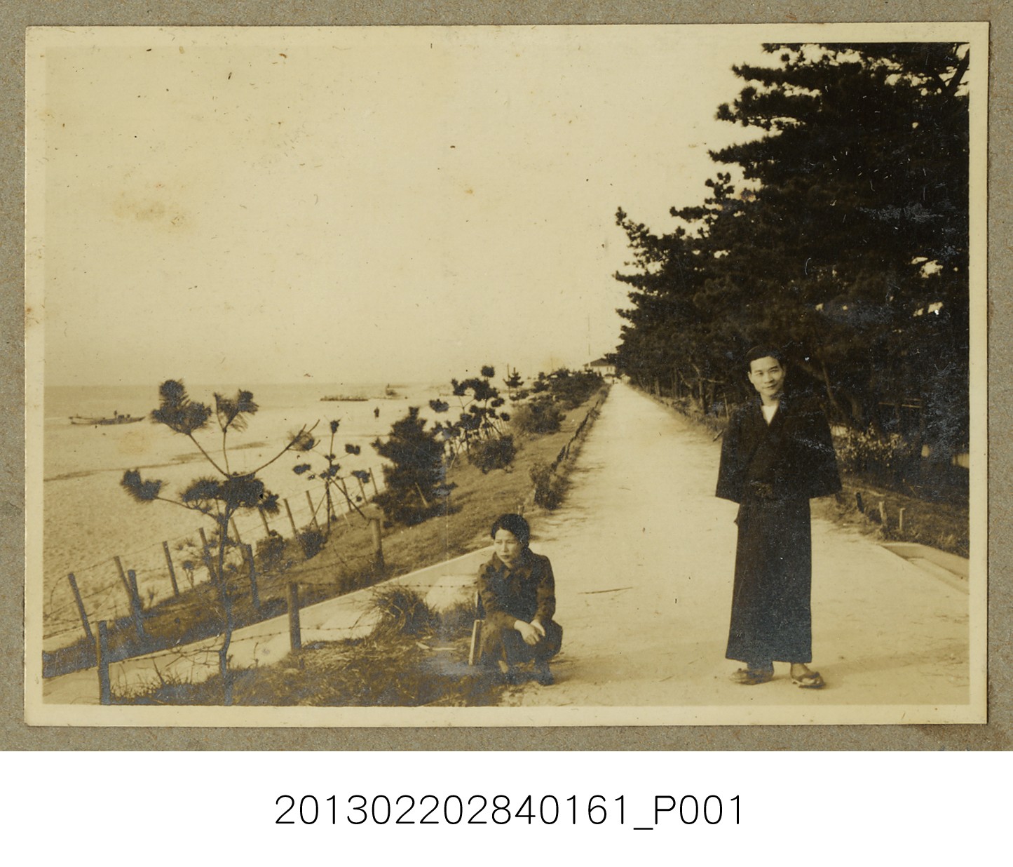 昭和14年11月蘆屋二人合照 (共2張)