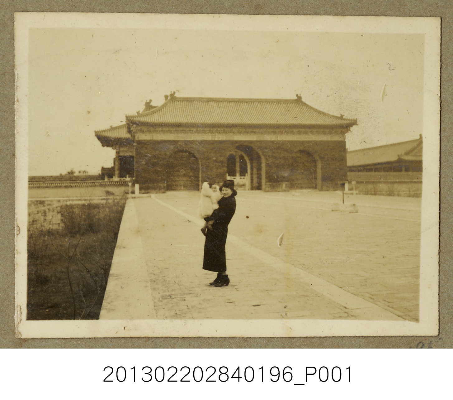 昭和15年正月張星賢妻兒合照 (共2張)