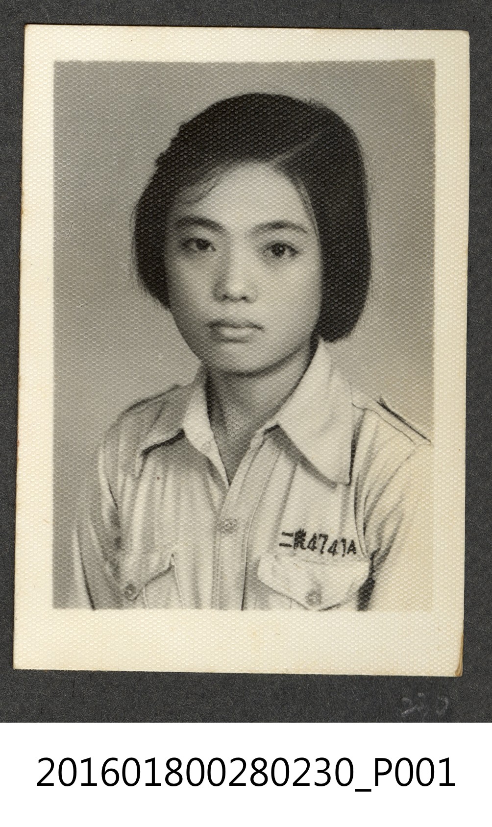任教學生照 (共3張)
