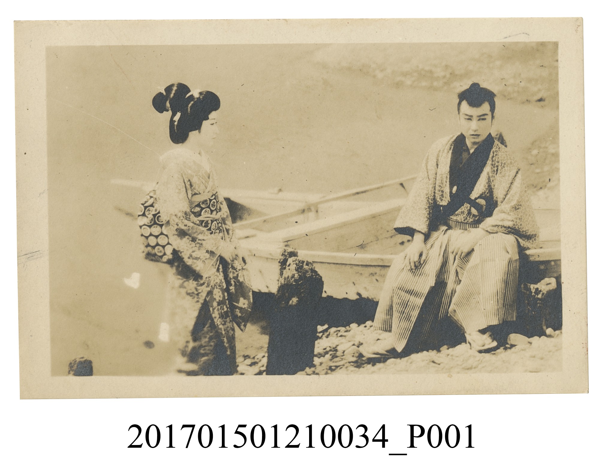 一對男女相片 (共3張)