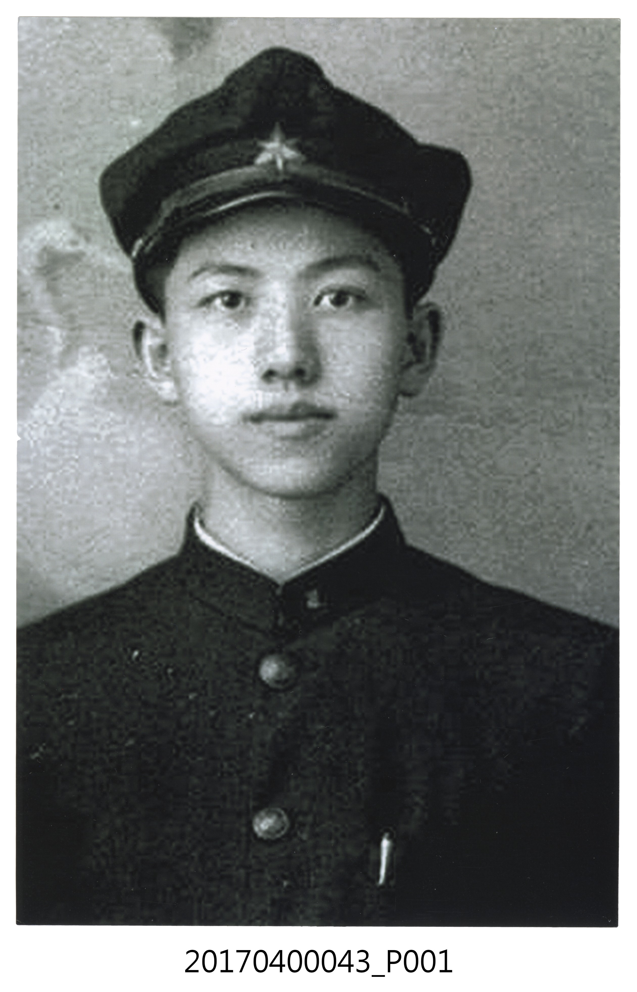 蘇百齡就讀長崎醫科大學附屬藥學專門部時照片 (共5張)