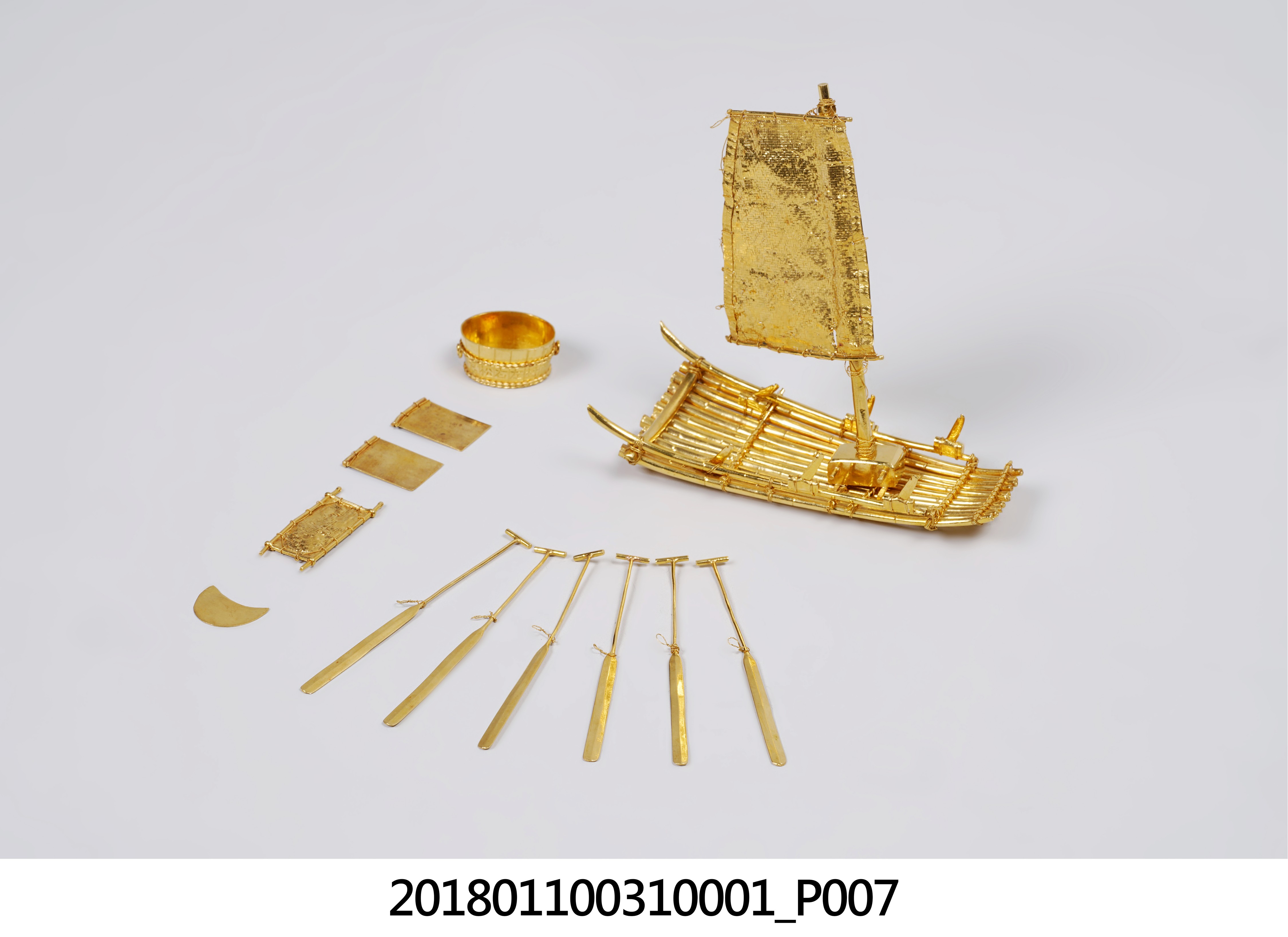 鼎琢成製金製竹筏 (共15張)