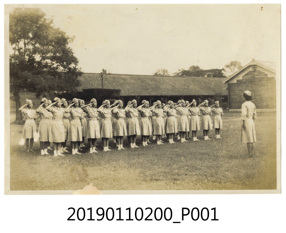 女學生合影 (共3張)