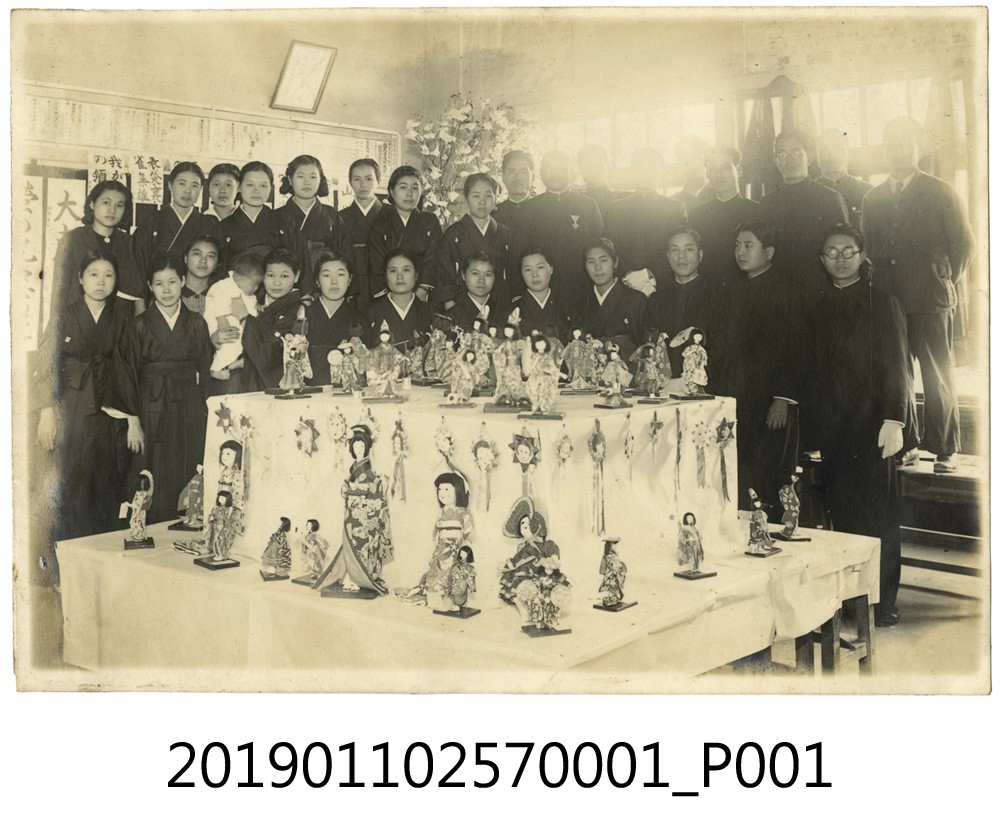 日治時期苗栗南庄國民學校合影之1 (共3張)