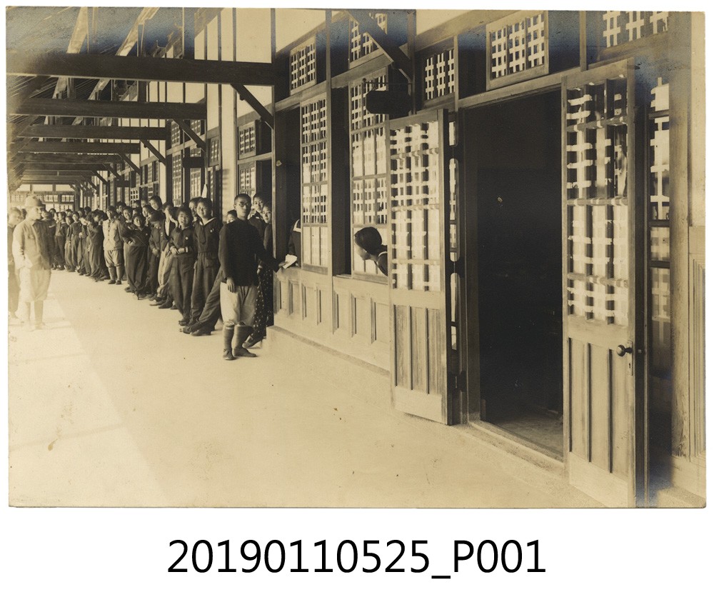 日治時期人物合影照 (共3張)